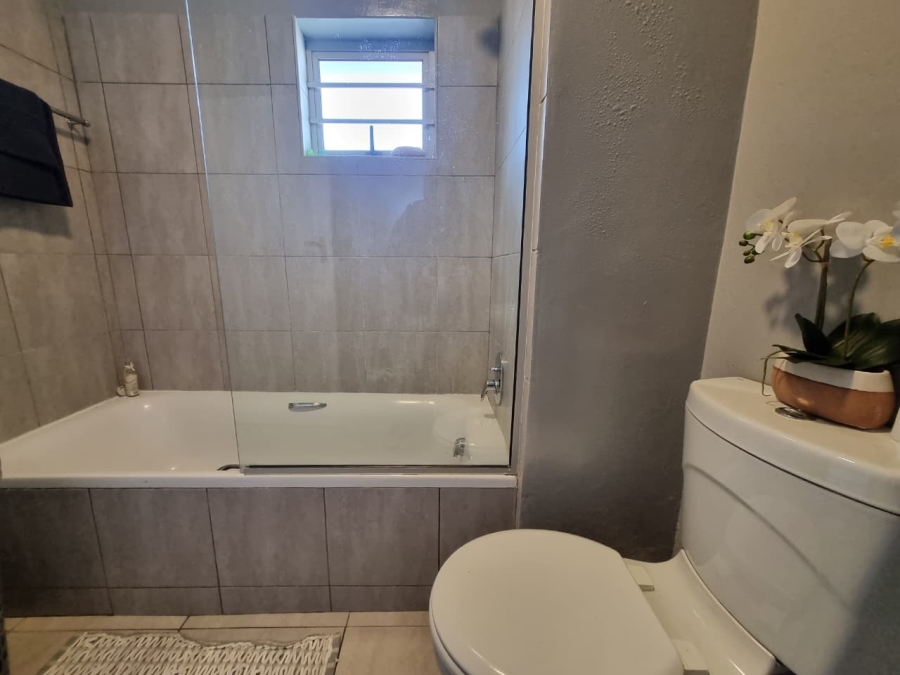 2 Bedroom Property for Sale in Raceway Free State